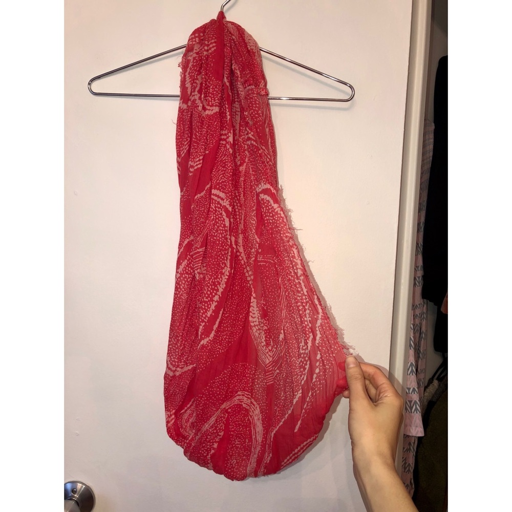 American Eagle Outfitters Pink Geo tube Scarf